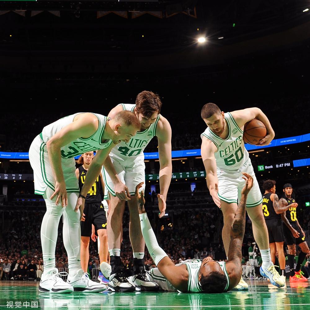 再次吸引了 再次吸引了