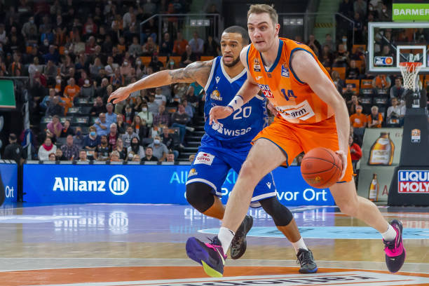 际赛事中为 际赛事中为